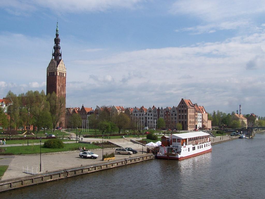 Pensjonat M.F. Hotell Elblag Exteriör bild